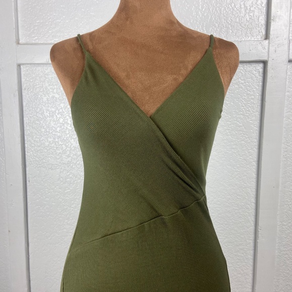 Nine Britton Olive Ribbed Green Sleeveless Maxi Dress Women’s Small - Picture 2 of 9